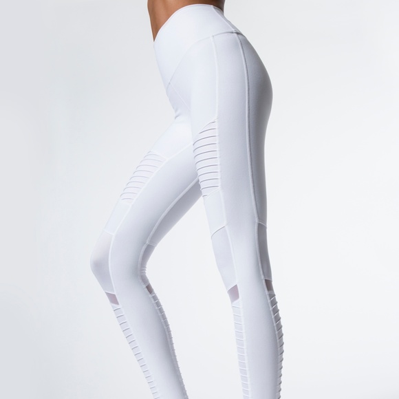 ALO Yoga Pants - Alo